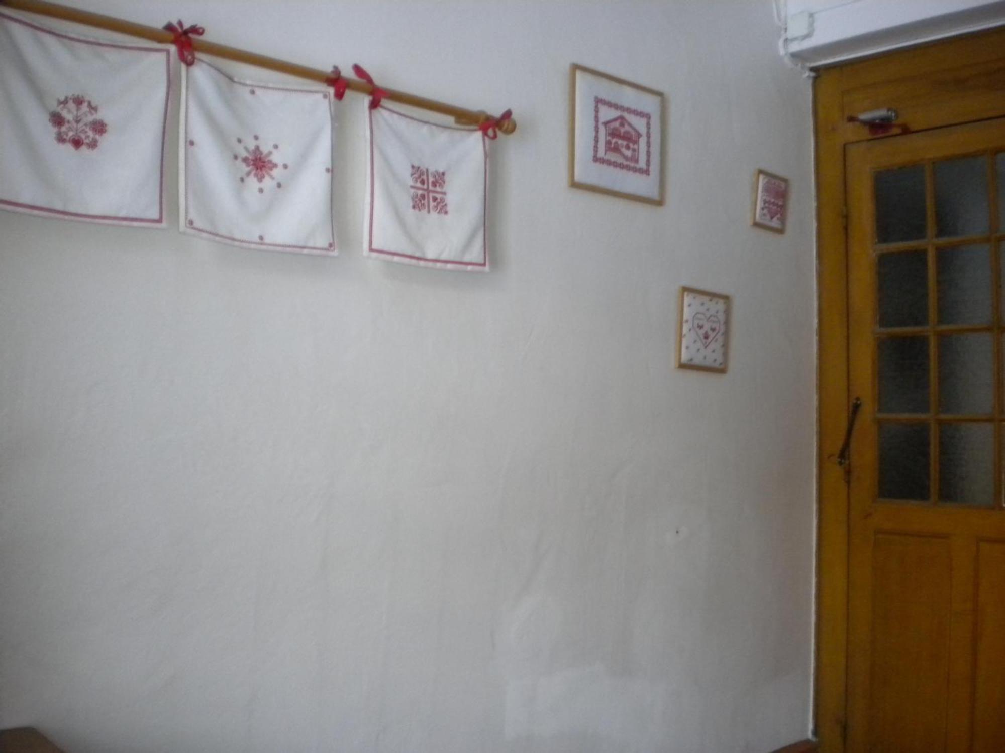 梅泽杰小屋酒店 通内 外观 照片